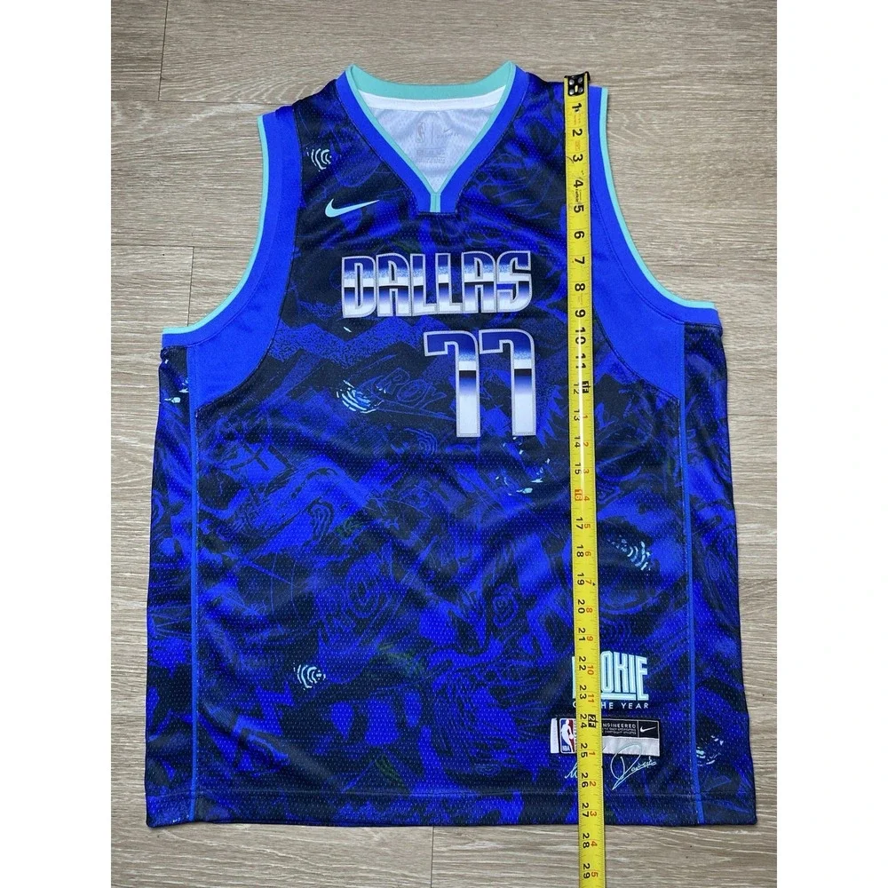 Authentic Nike Dallas Mavericks Luka Doncic Select Series Jersey Kids Size‎ XL